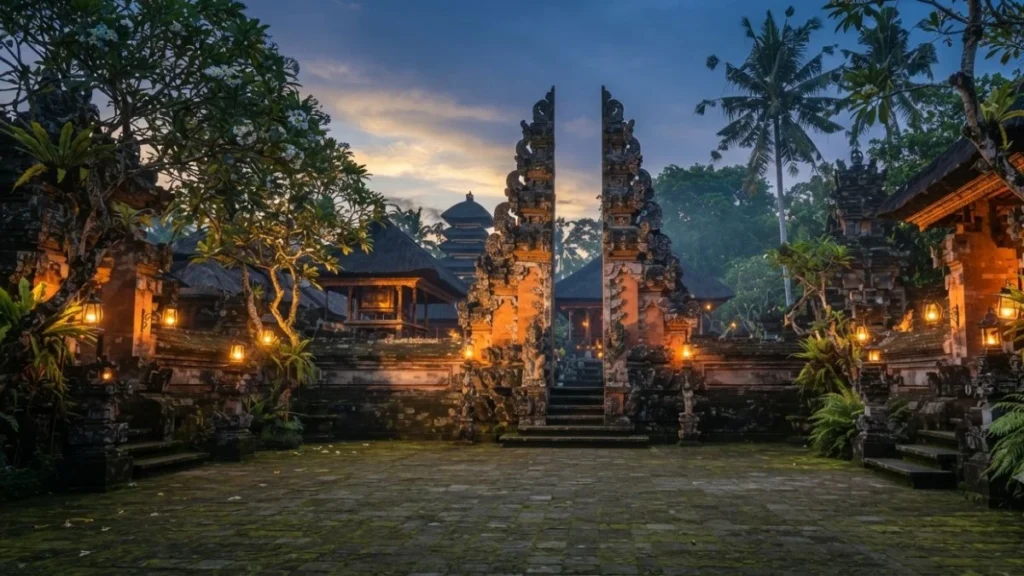 Ubud Palace Puri Saren Agung courtyard at golden hour